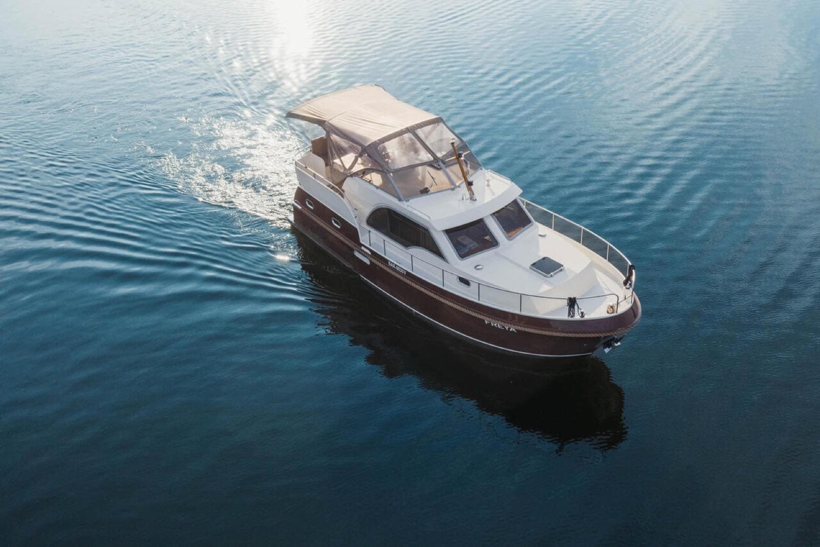 Hausboot B&B Freya