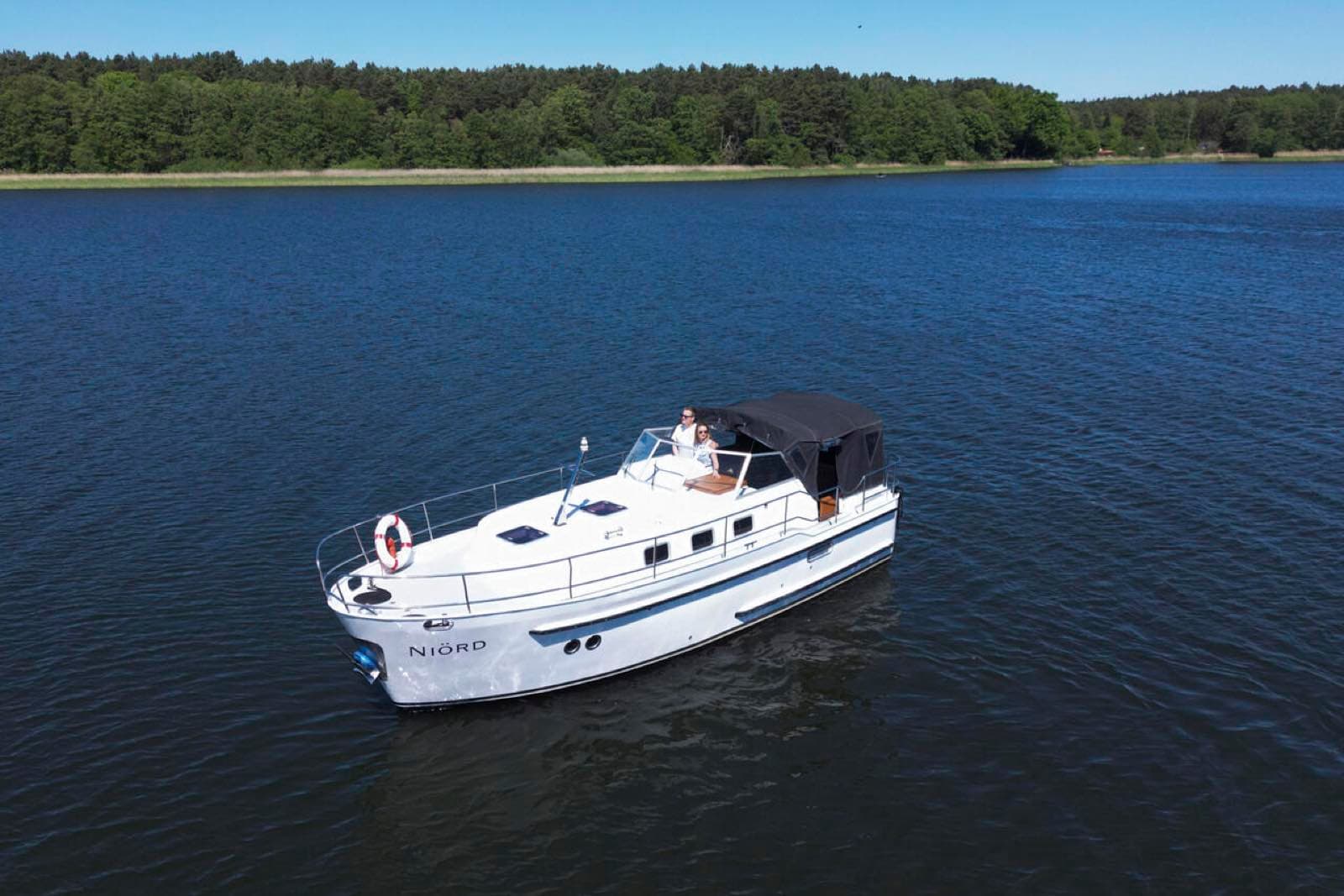 Hausboot B&B Niörd