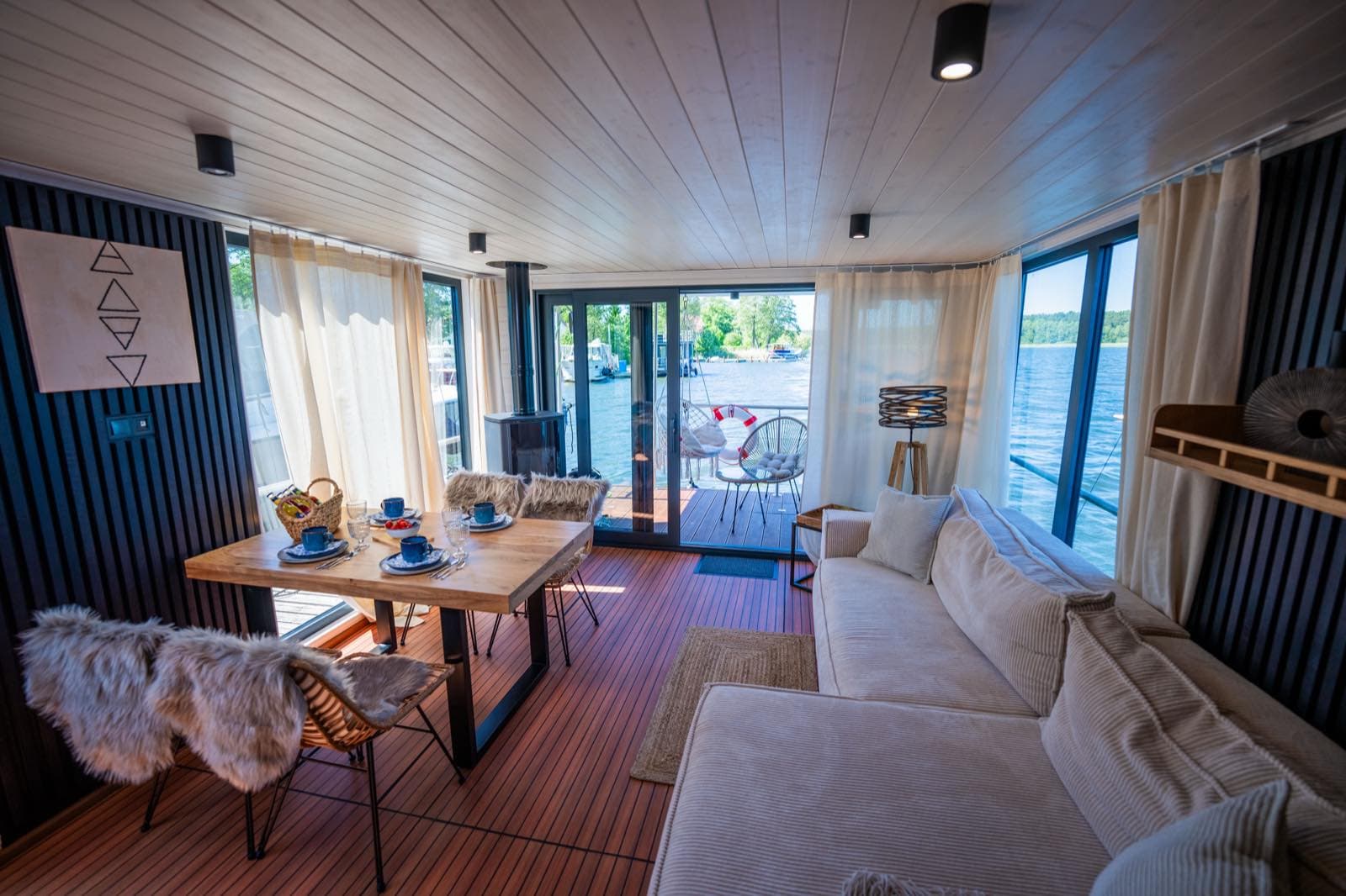Hausboot Elements