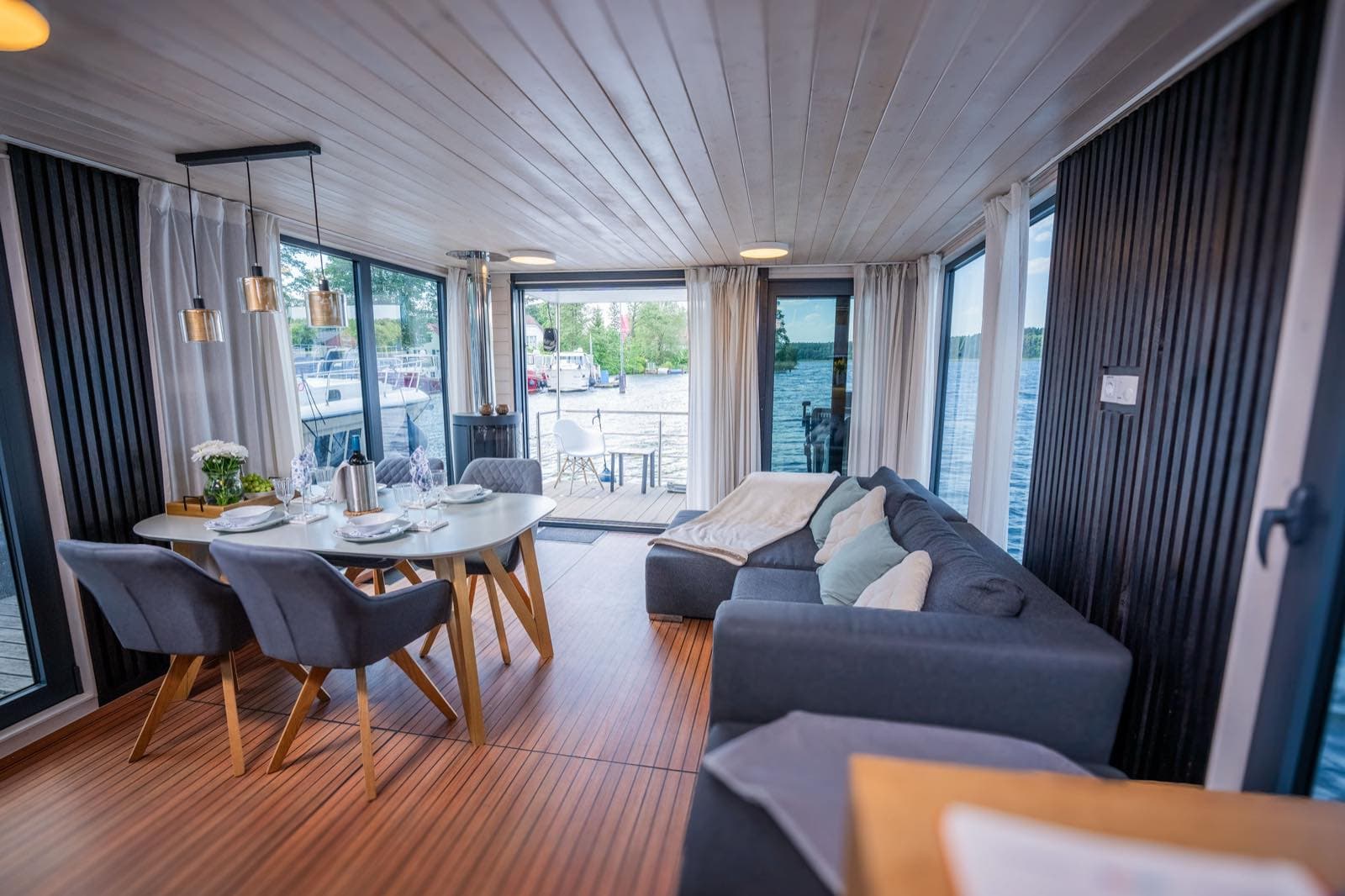 Hausboot RedWine