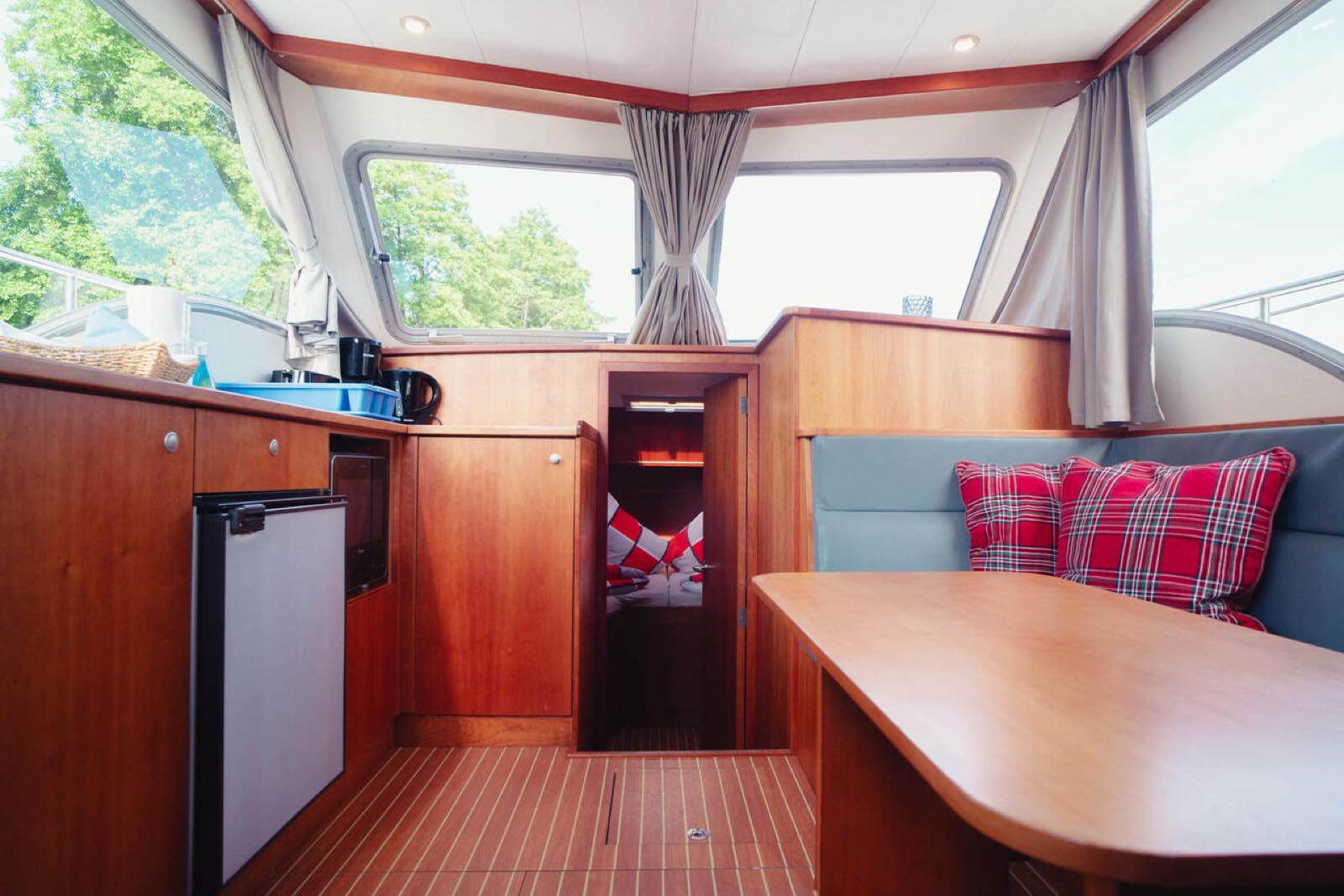 Hausboot B&B Freya – an Bord