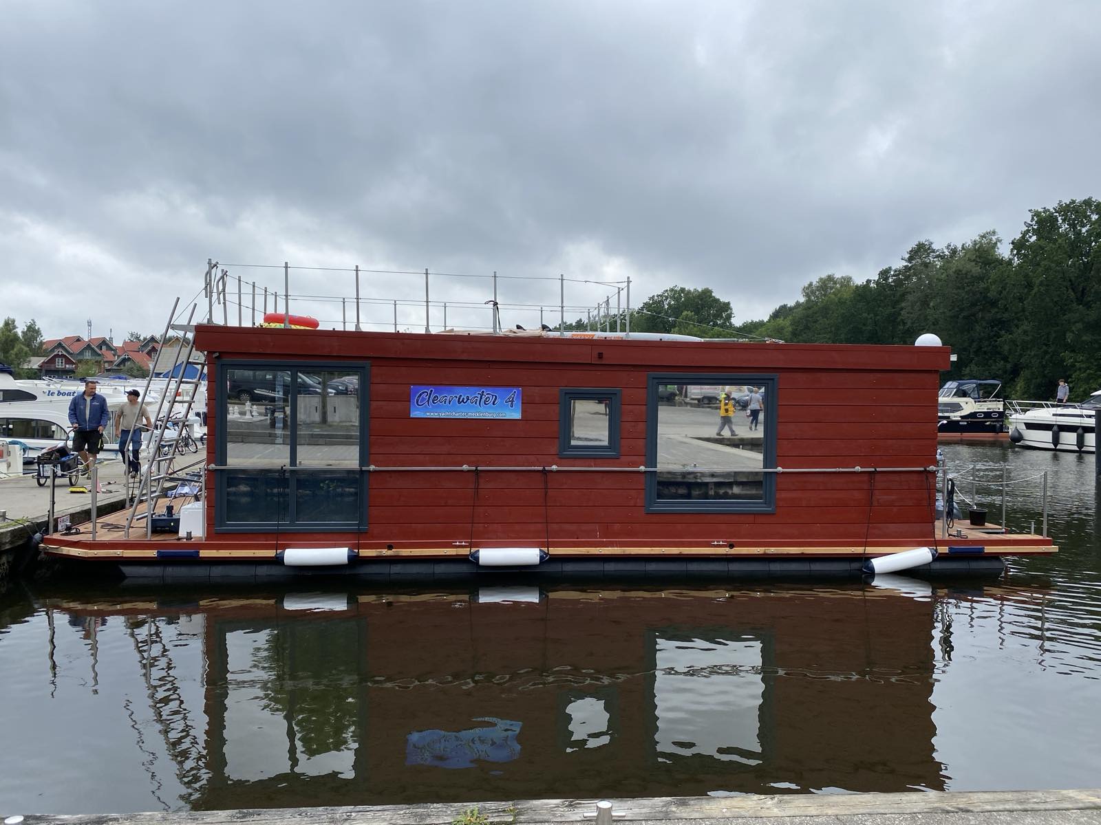 Hausboot CW 4 – an Bord