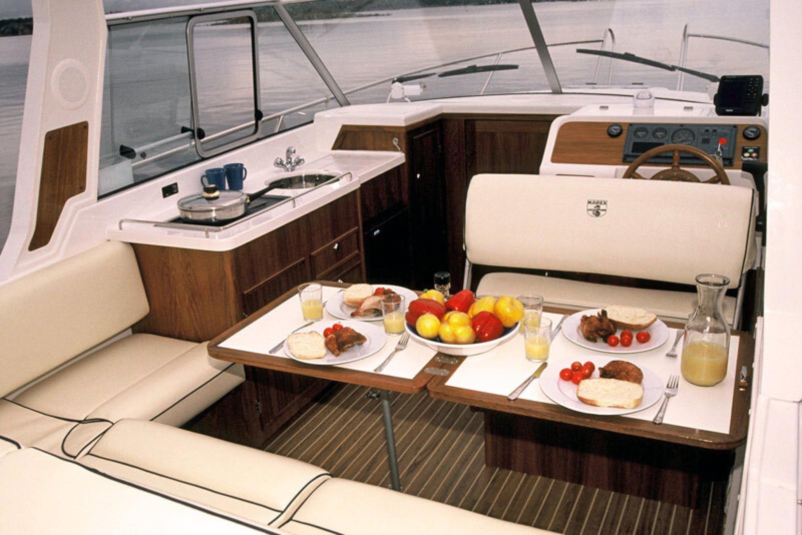 Hausboot feiner Max – an Bord