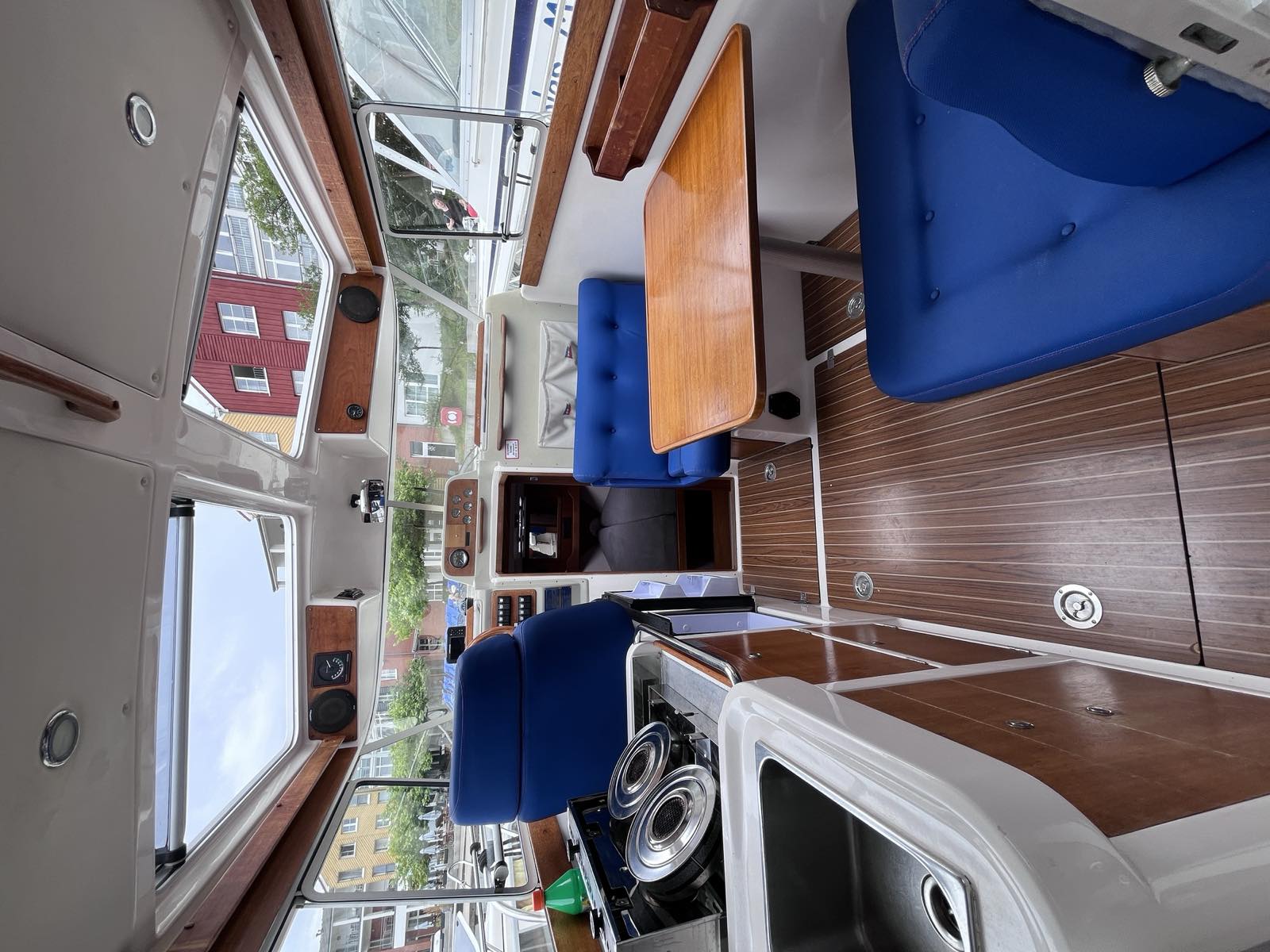 Hausboot flotter Max – an Bord