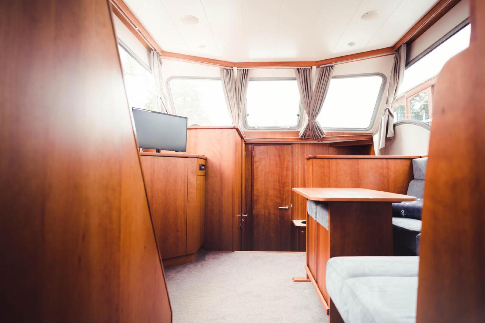 Hausboot Laura-Marie – an Bord