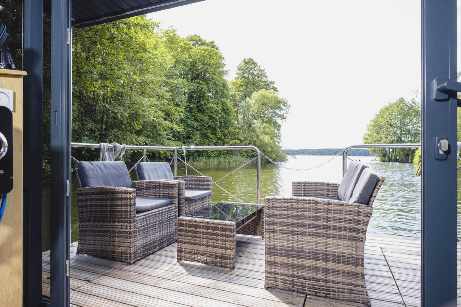 Hausboot Nizza – an Bord