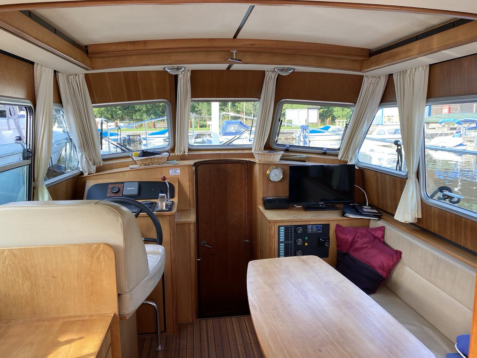 Hausboot schickes Mäxchen – an Bord