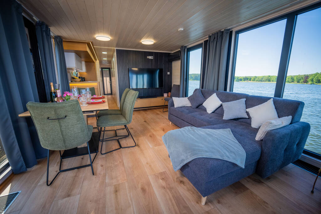 Hausboot Brino – an Bord
