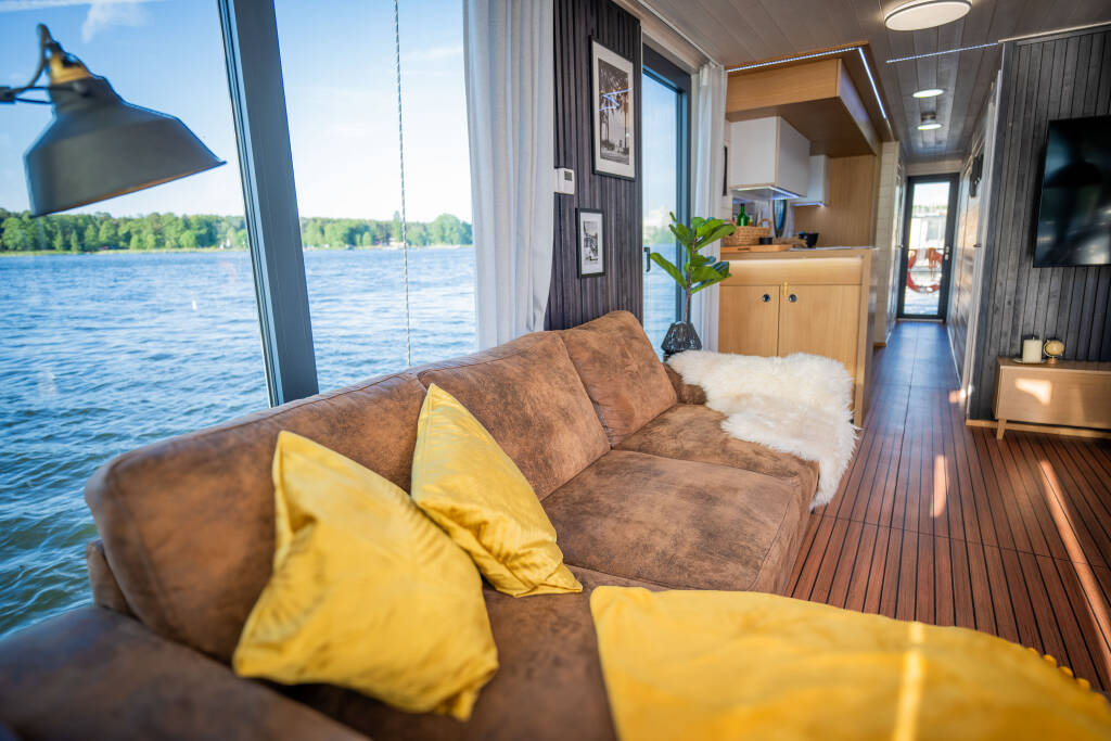 Hausboot Miami – an Bord