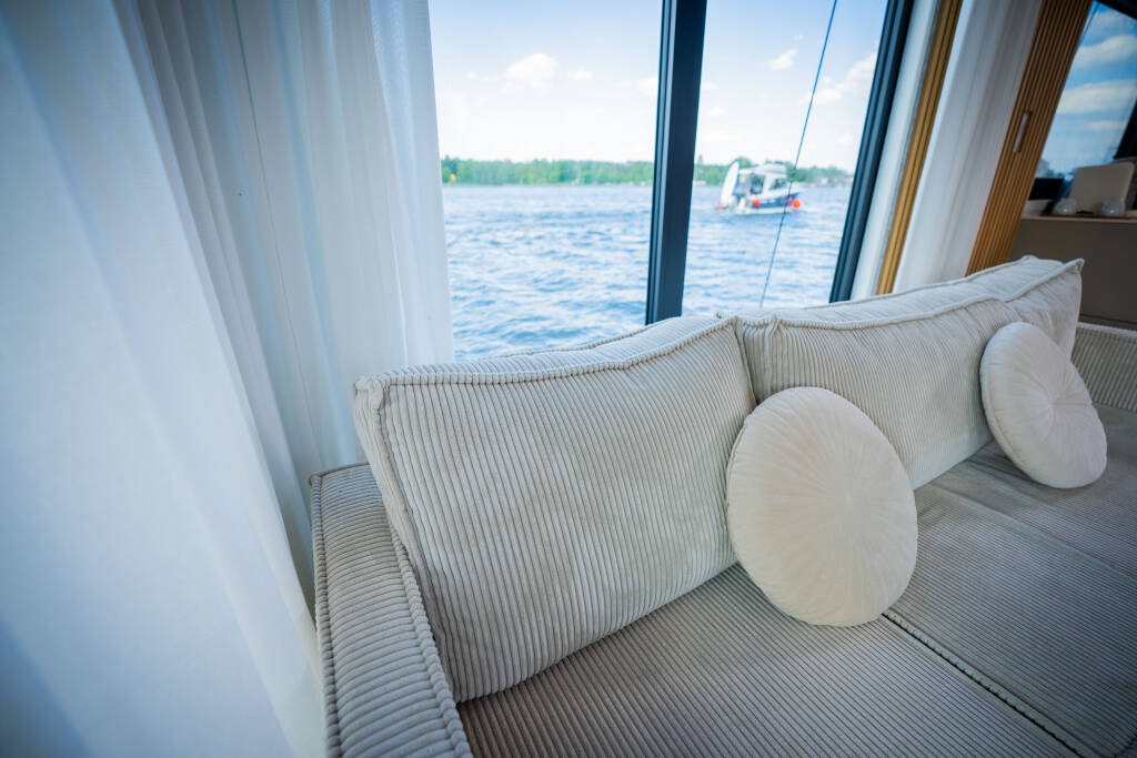 Hausboot Pina – an Bord