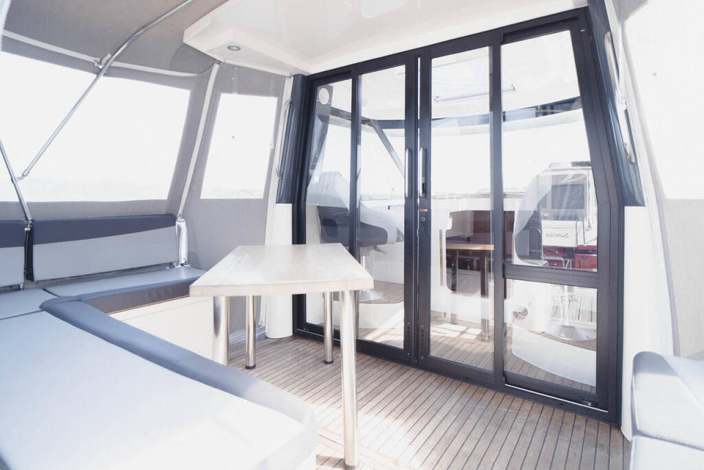 Delphia Escape 1080 S Mary-Ann