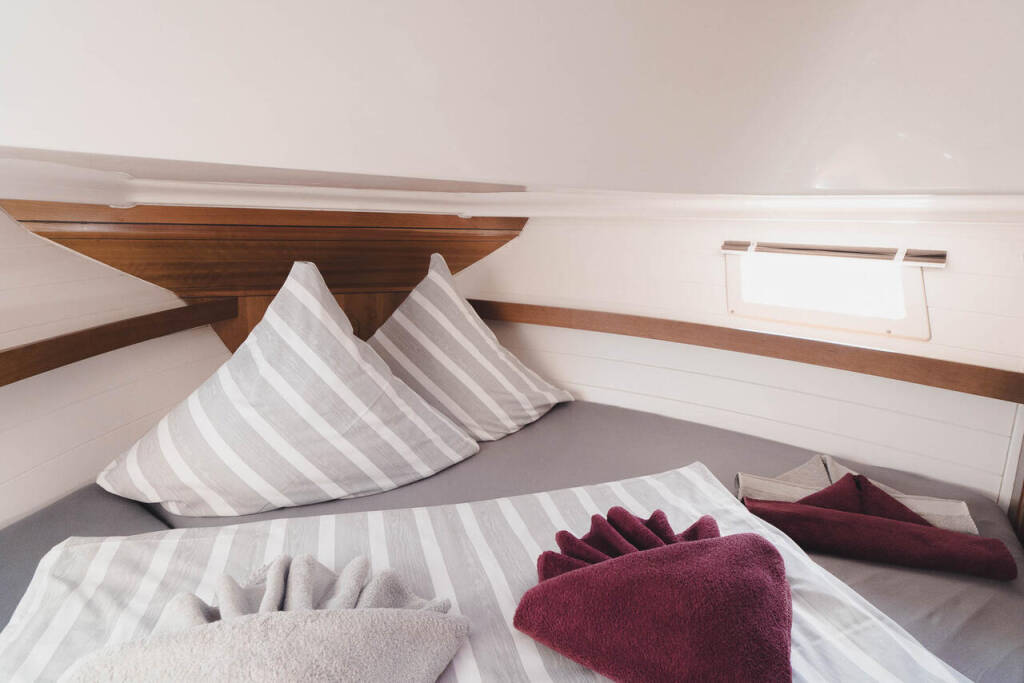 Delphia Escape 1080 S Mary-Ann