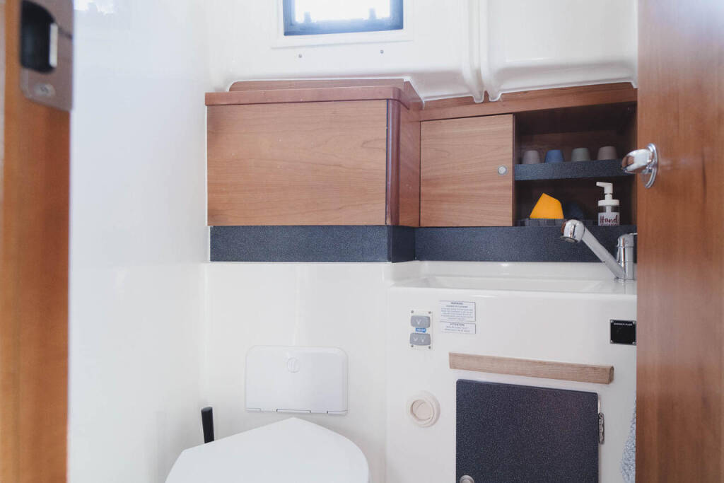 Delphia Escape 1080 S Mary-Ann