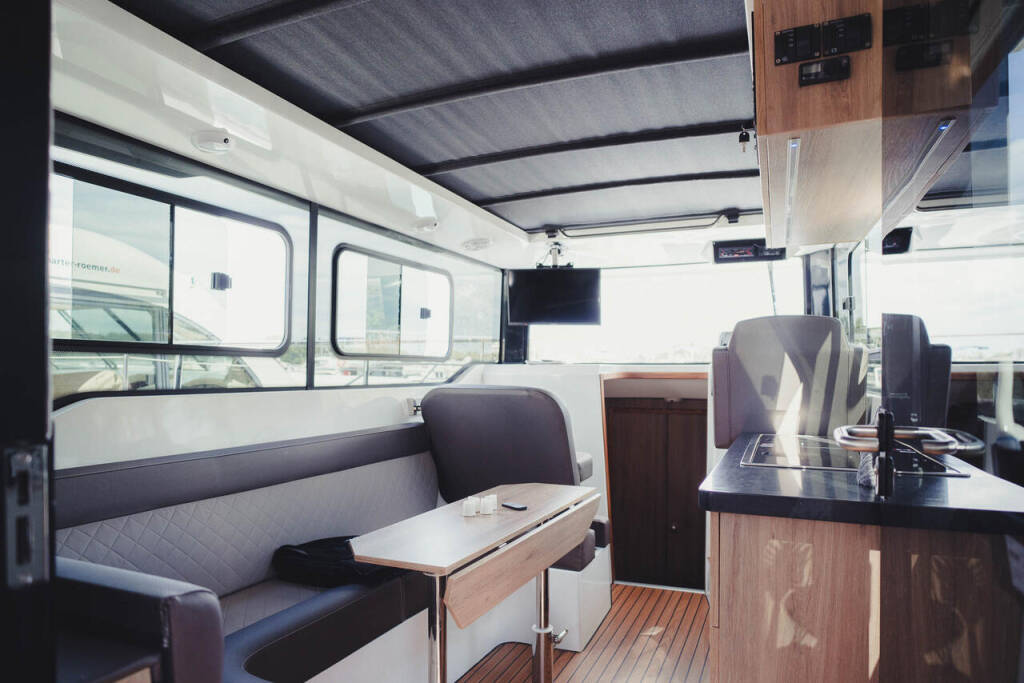 Nikhen Aquasun 34 Sedan B&B MaLa